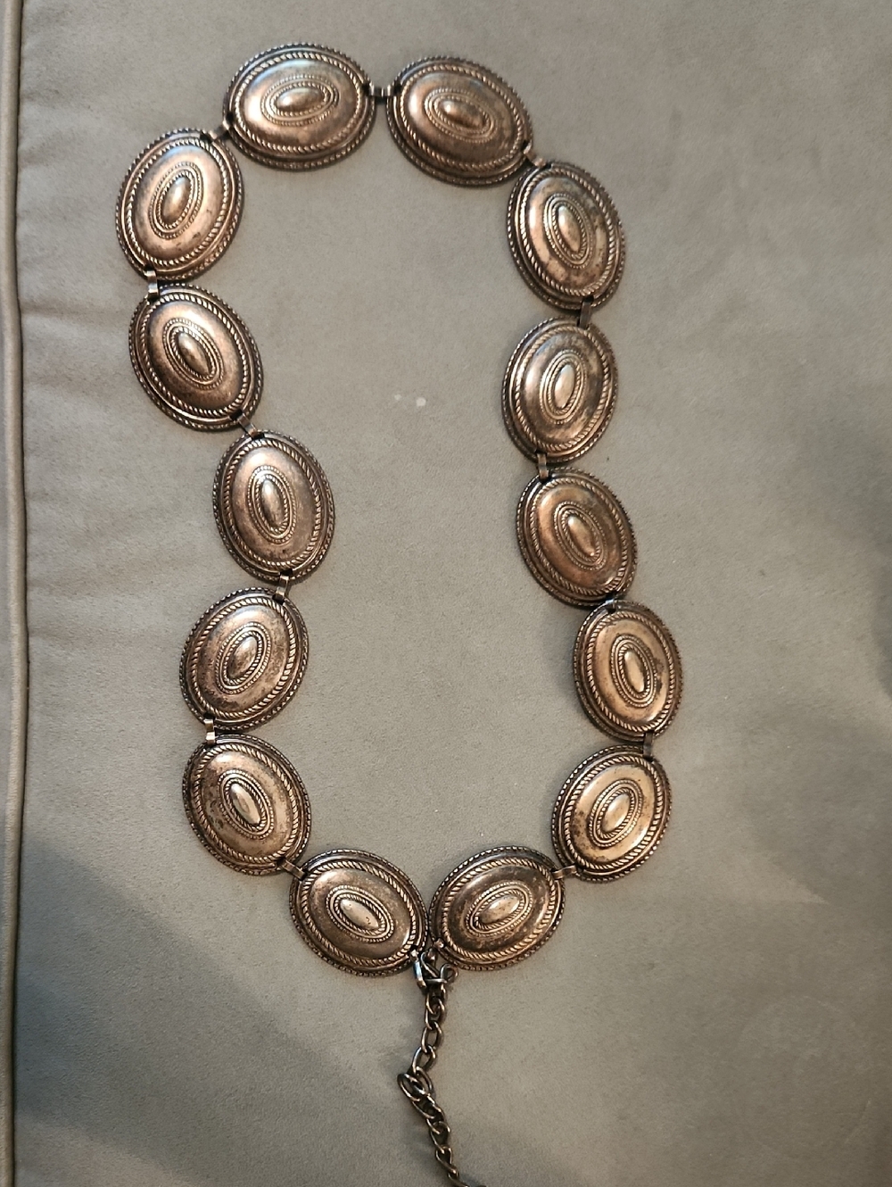 Oval Medallion Link Belt Silver